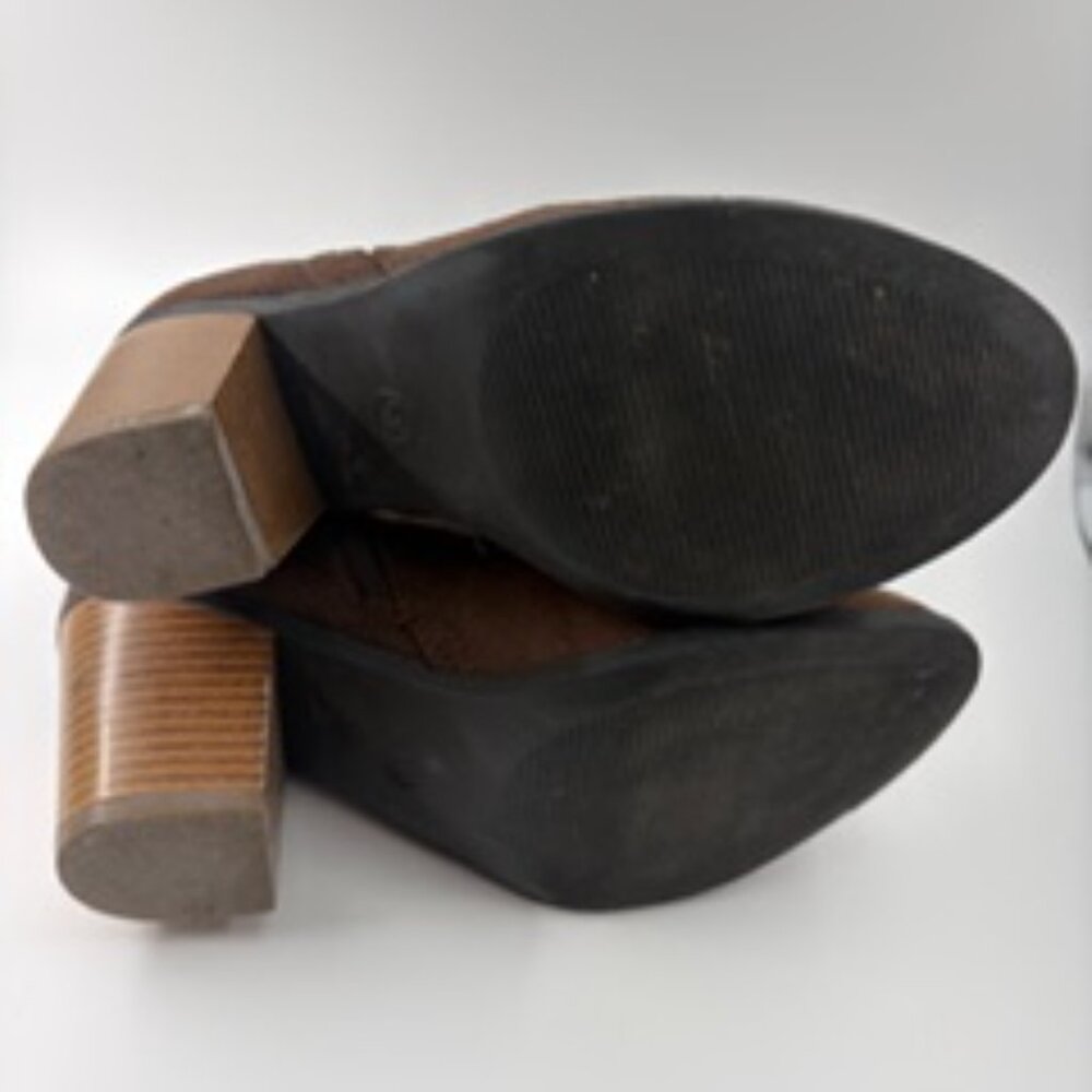 Diba Brown Suede Ankle Boots with a Block Heel and Side Zipper Size 5.5M - Picture 5 of 8